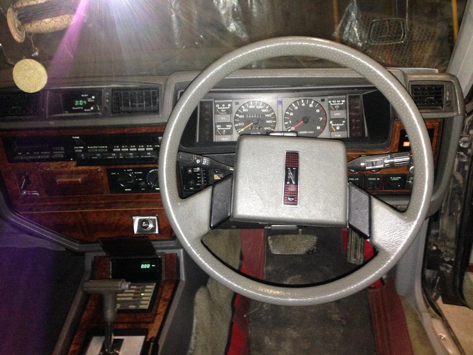 Фото в бортжурнале Nissan Gloria (6G)