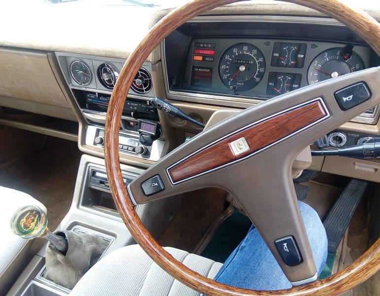 Я натер ее песочком и стало гораздо гармоничнее. — Toyota Mark II (30/40)