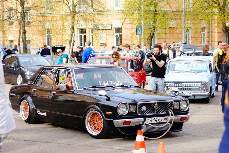 Фото в бортжурнале Toyota Cressida (1G). Запчасти на фото: 7414KA