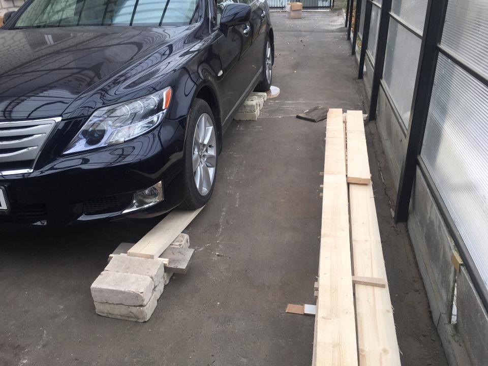 Фото в бортжурнале Lexus LS 600h