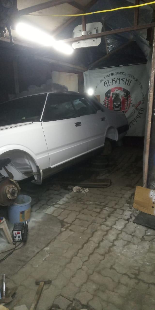 Фото в бортжурнале Nissan Cedric (5G)