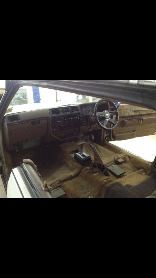Фото в бортжурнале Nissan Cedric (5G)