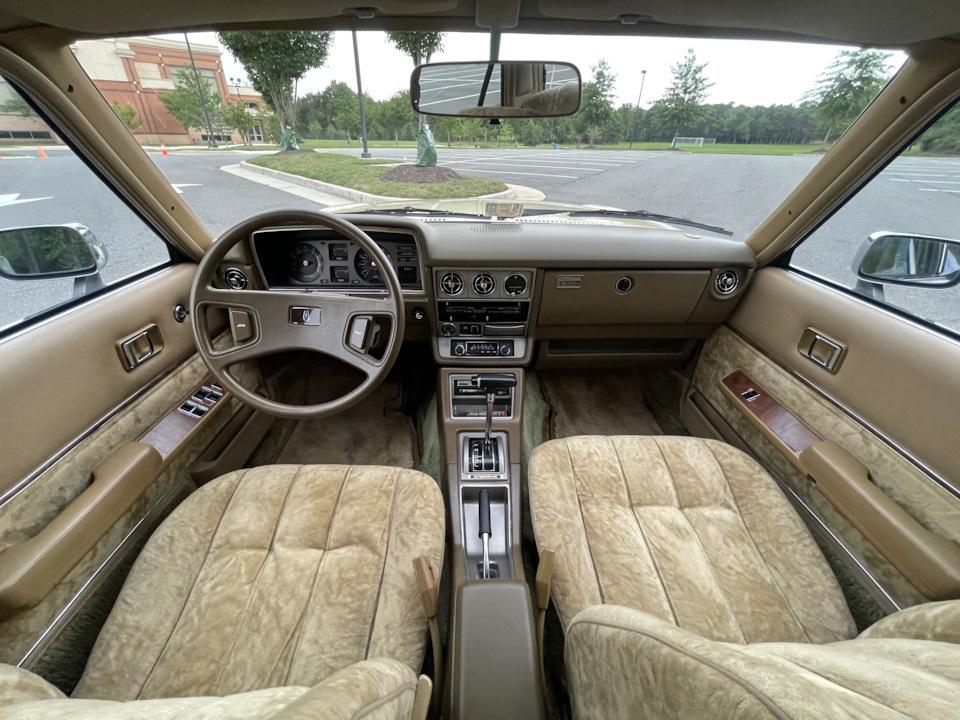 Фото в бортжурнале Toyota Cressida (1G)