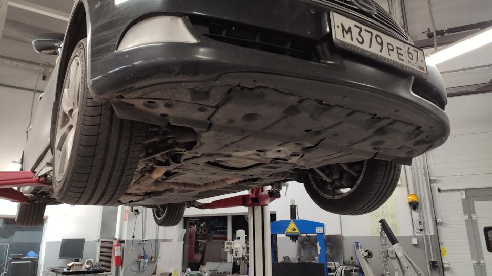 Фото в бортжурнале Lexus LS 600h